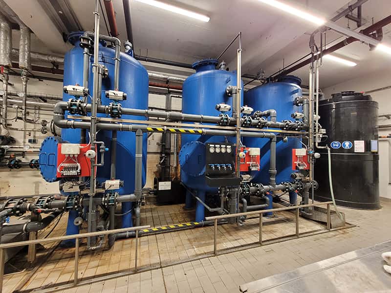 Kiesfilter für Filtration, Enteisenung und Entmanganung von Brunnenwasser